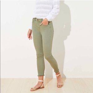 LOFT Frayed High Rise Skinny Crop Jeans